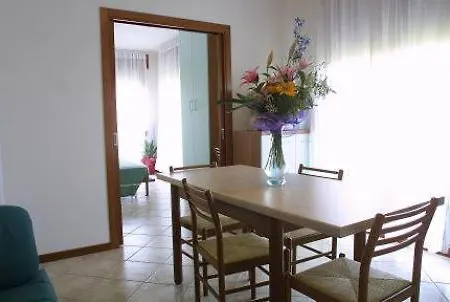 Aparthotel Mini Sayonara 3*